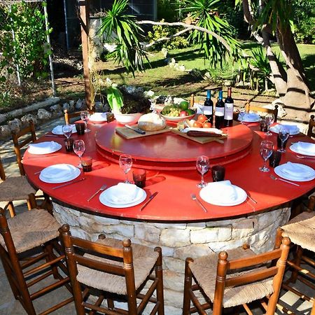 Villa Sitges El Ranch Amaizing Outdoor Areas Beaches At 5 Minutes Walk Sitges At 15 Min Drive Ac Pool Jacuzzi & Garden Xxl 卡拉费尔 外观 照片